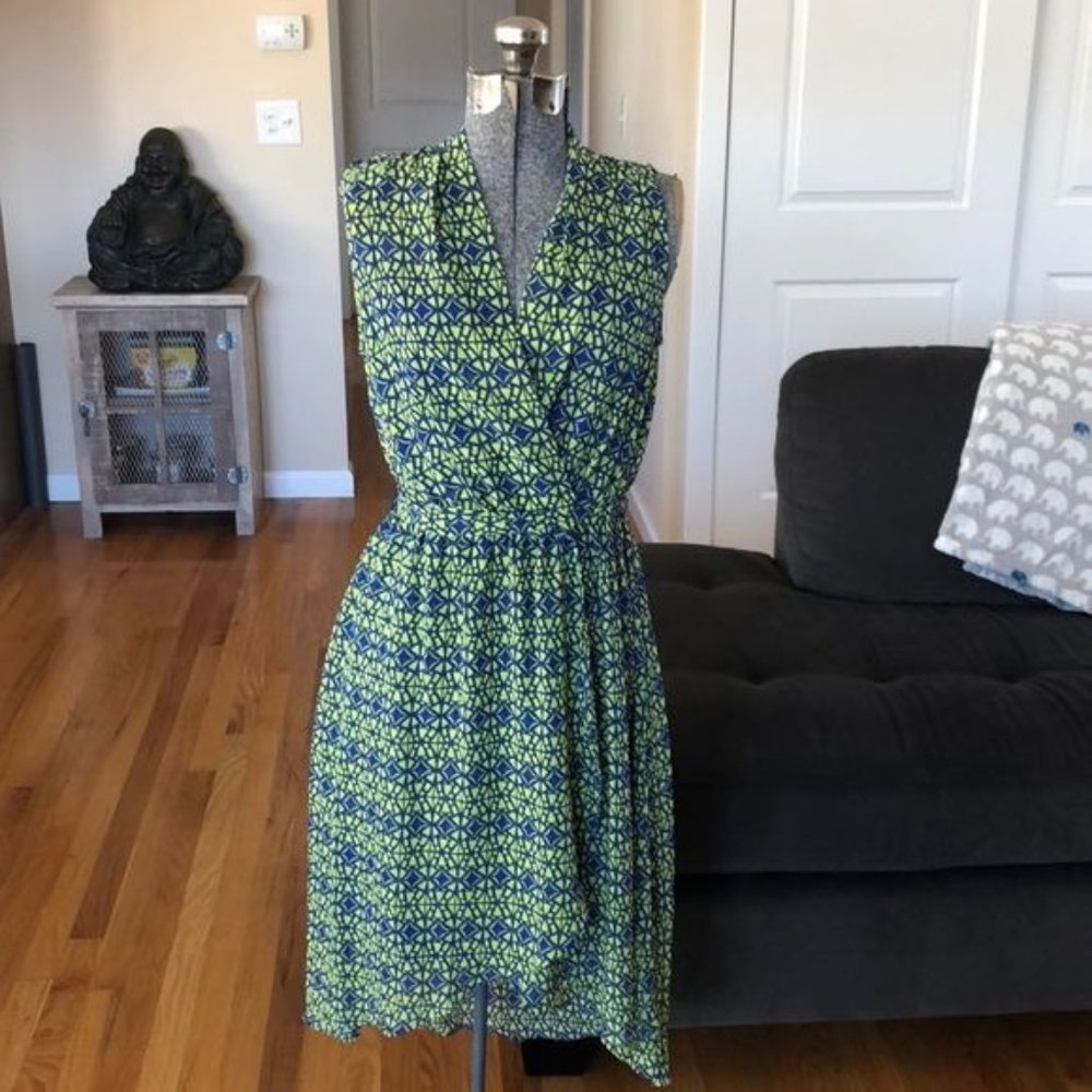 GREEN AND BLUE SLEEVELESS DOUBLE LAYERED DRESS